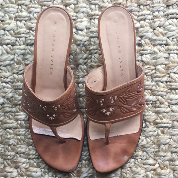 Richard Tyler Sandals - Picture 3 of 5